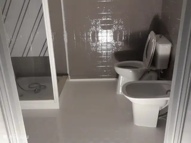 Villa Marie | France, Var, Cotignac - villa 2e salle de bain, 1er étage