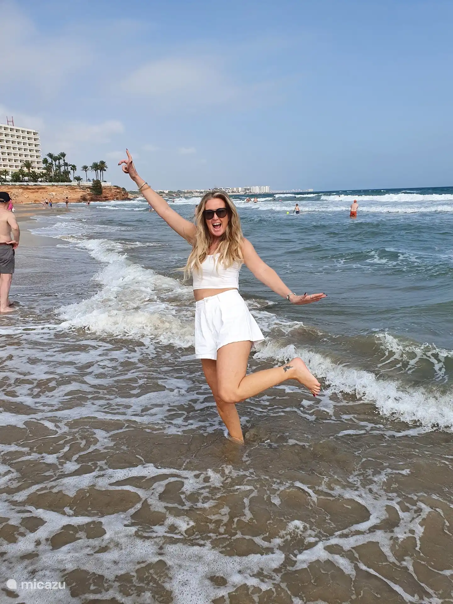 C'est amusant sur la plage en octobre.