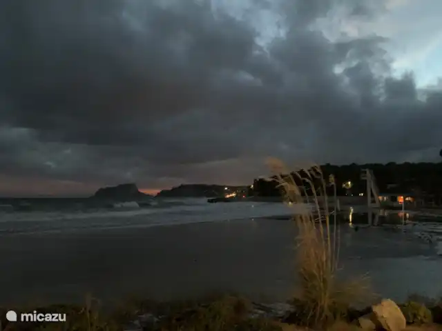 Villa, très bien situé, piscine privée | Espagne, Costa Blanca, Moraira - villa Moraira la nuit.