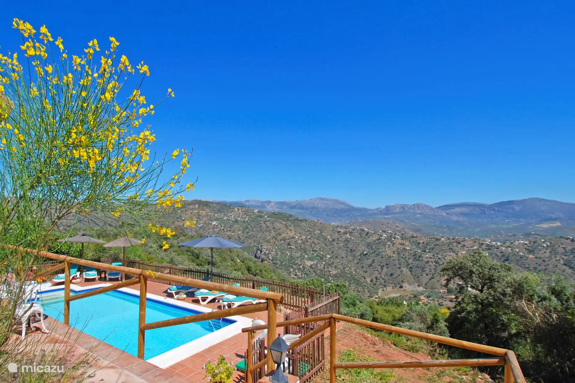 Imagínate, disfruta aquí, en este lugar mágico...