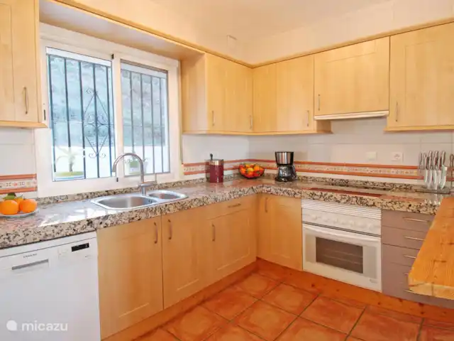 Casa Kambó en España, Costa del Sol, Comares - villa No hay incautos de lavado de platos durante estas vacaciones...