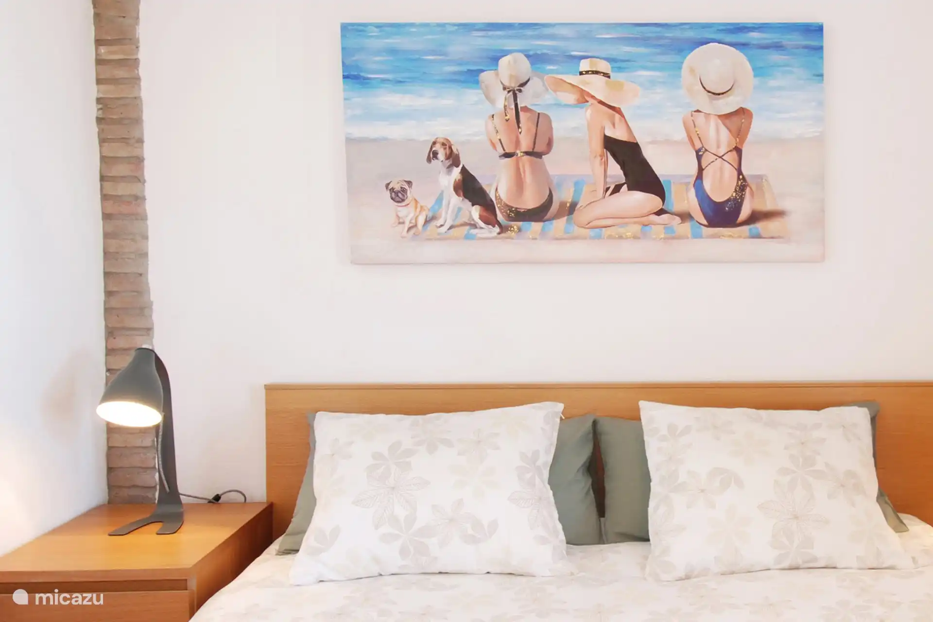 Proporcionamos toda la ropa de cama.