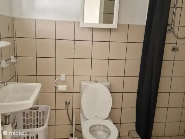 Location de Vacances Curaçao, Banda Ariba (est), Seru Bottelier, maison de vacances - Kasita blanku à la Villa Perla Salle de bains