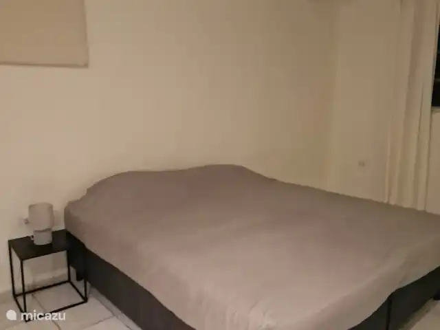 Location de Vacances Curaçao, Banda Ariba (est), Seru Bottelier, maison de vacances - Kasita blanku à la Villa Perla Impression de la chambre s'il y a 1x lit double.