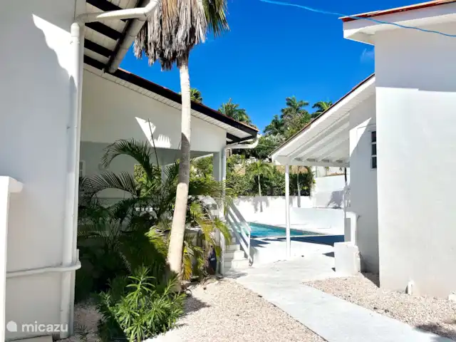 Location de Vacances Curaçao, Banda Ariba (est), Seru Bottelier, maison de vacances - Kasita blanku à la Villa Perla
