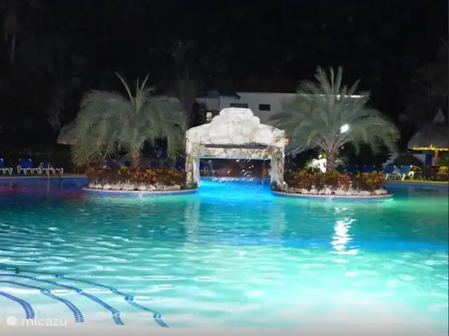 Location de Vacances Curaçao, Banda Ariba (est), Seru Coral, appartement - Appartement de vacances avec piscine Piscine éclairée le soir
