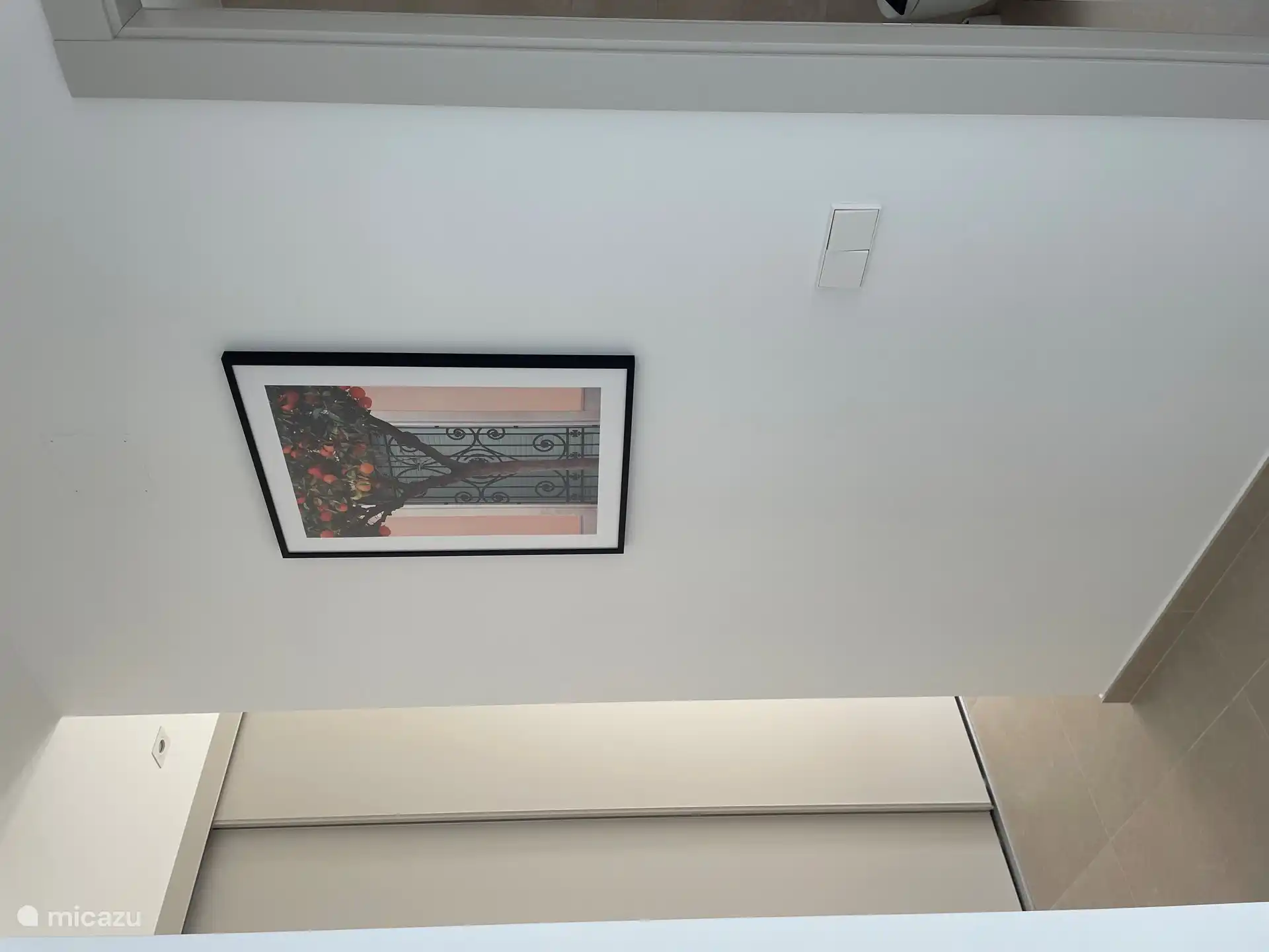 Halle 1. Etage mit ger&#228;umigem Ankleidezimmer