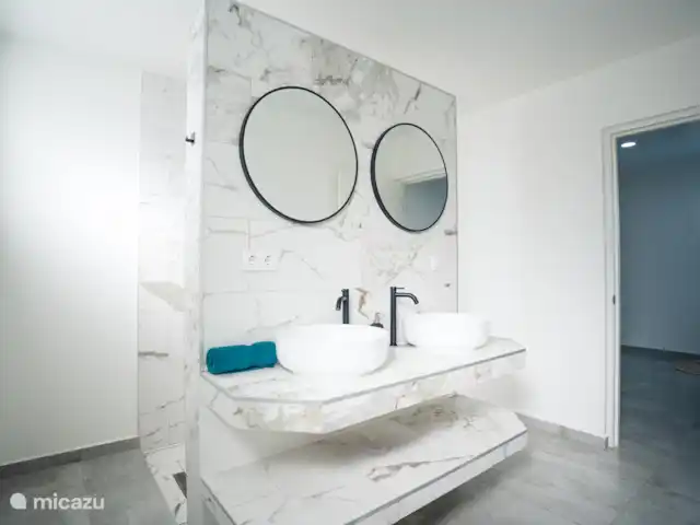 Casa 30 huren in Curaçao, Curacao-Midden, Willemstad - villa Badkamer 1