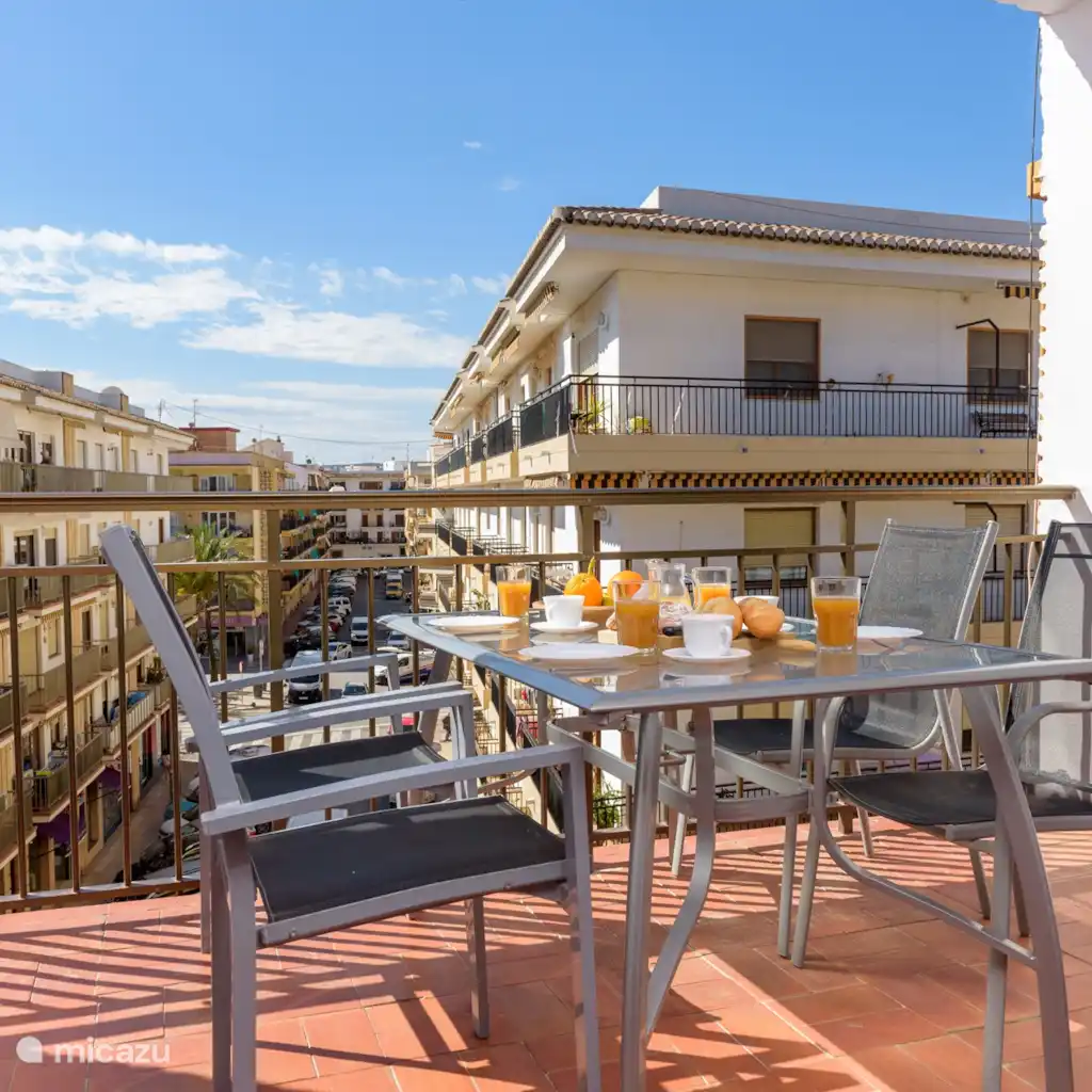 cozy apartment 3 min. from the beach