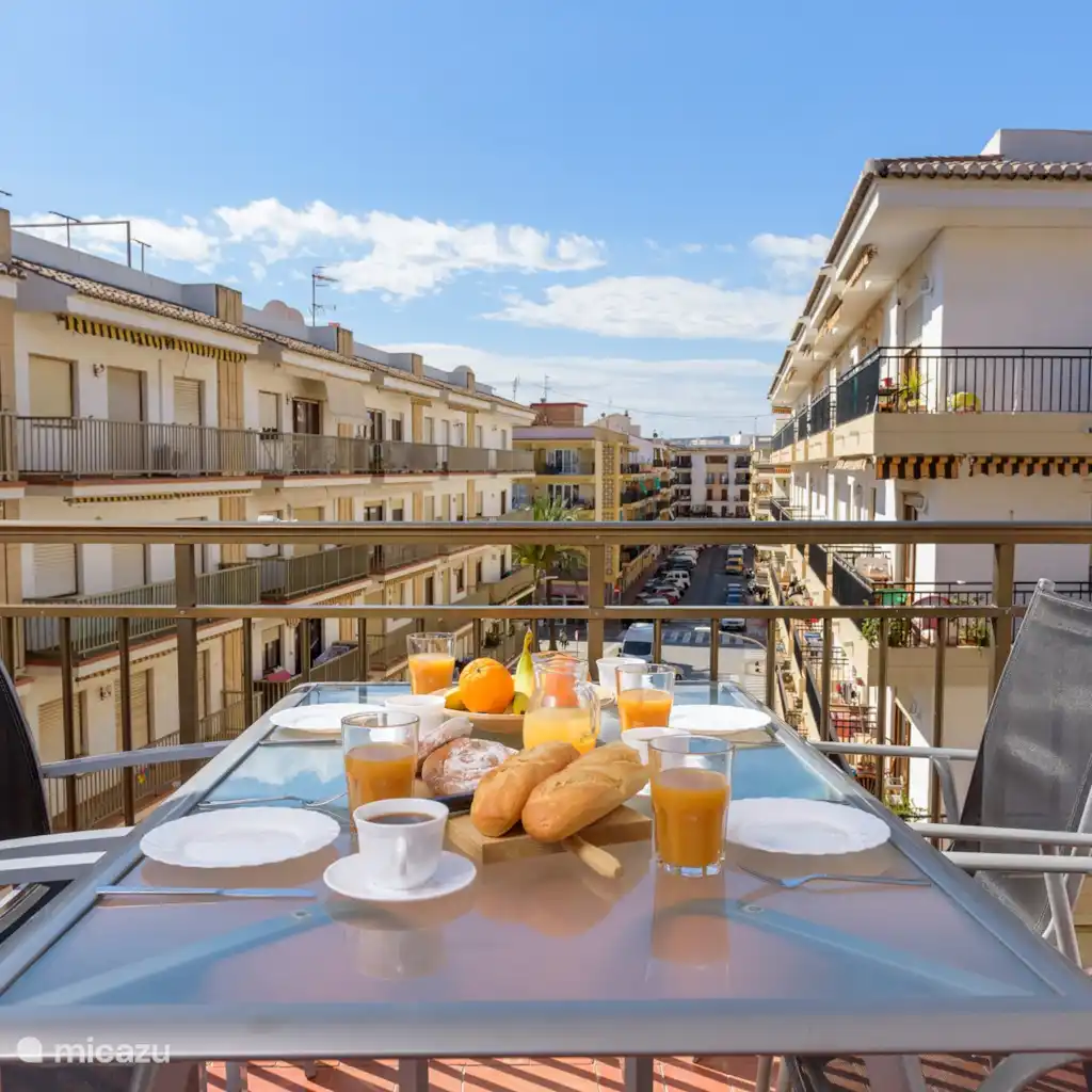 cozy apartment 3 min. from the beach