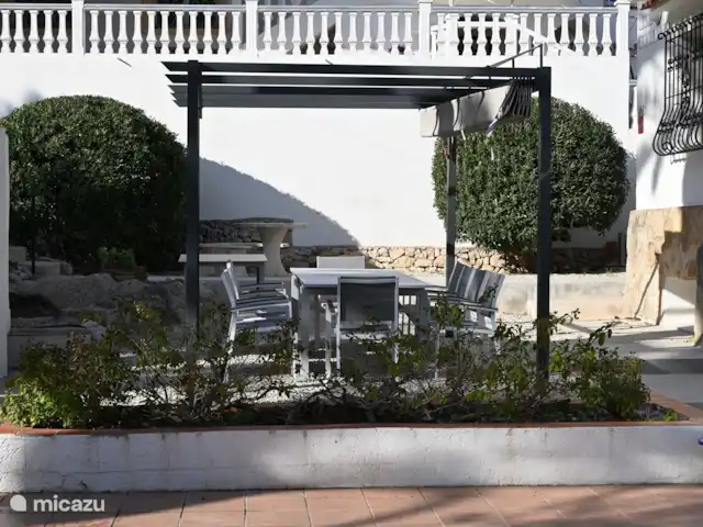Casa Winimar | Espagne, Costa Blanca, Benissa - maison de vacances Table à manger sur terrasse avec pergola