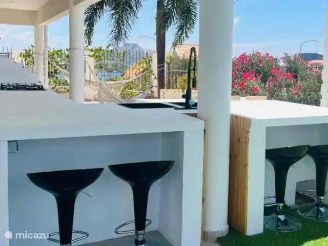 Villa Leoni en Curazao, Banda Arriba (este), Brakkeput Abou - apartamento cocina al aire libre