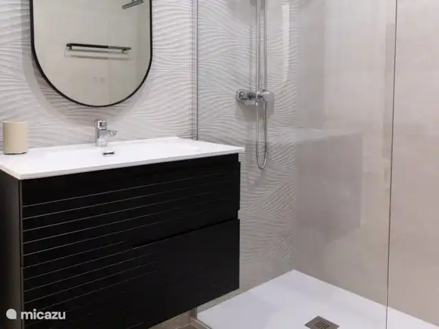 RD01 Villa Atalya en España, Costa del Sol, Torrox-Costa - villa baño en dormitorio 2