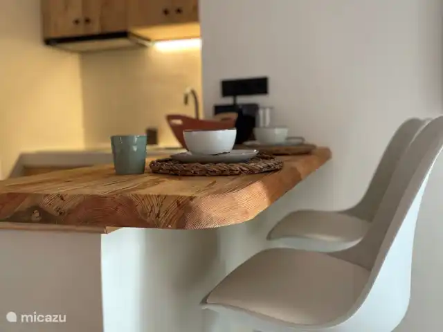 apartamento en España, Ibiza, Cala Llenya – Casa Josine Cala Llenya Barra desayunadora para 2 personas.