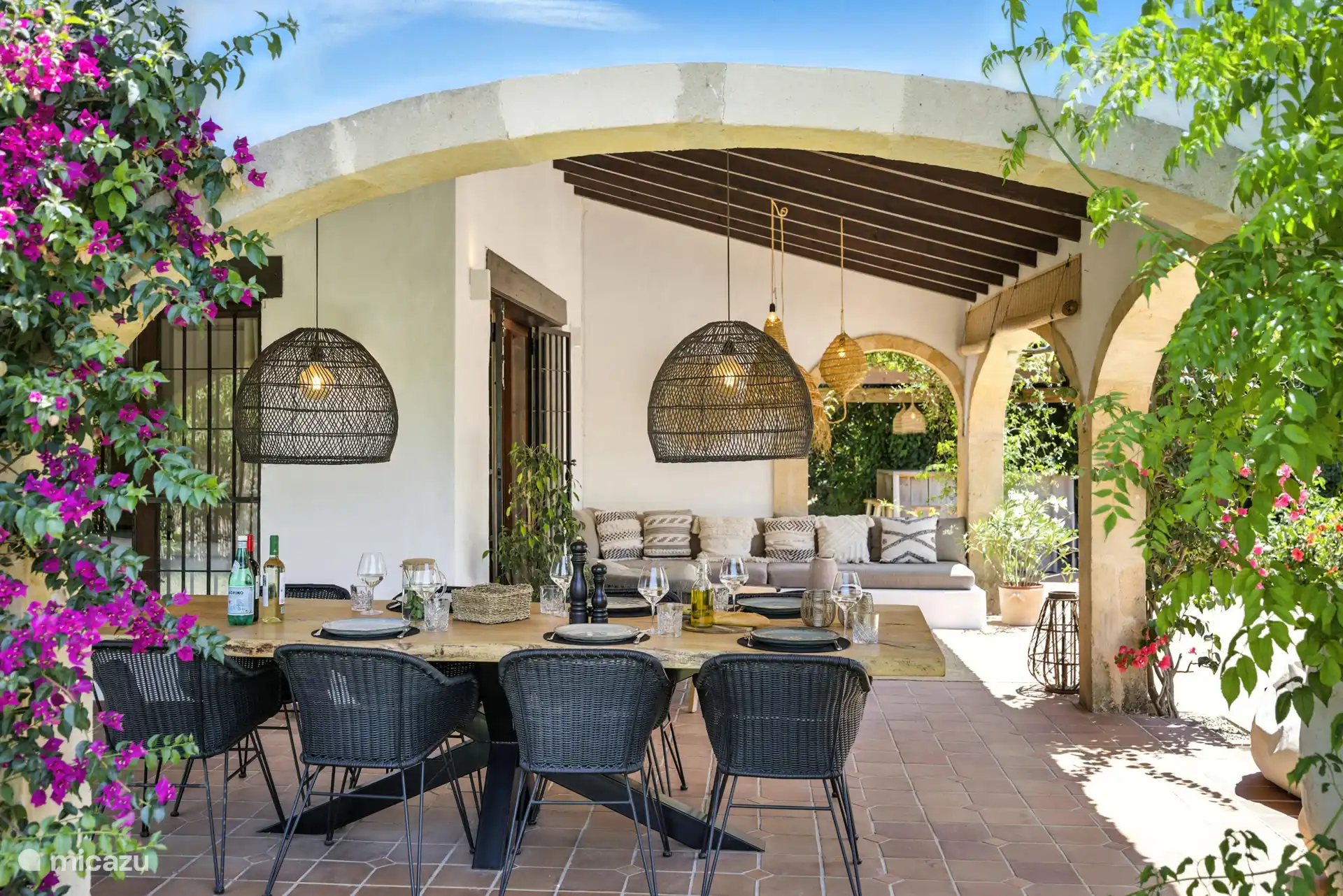 Table à manger et salon