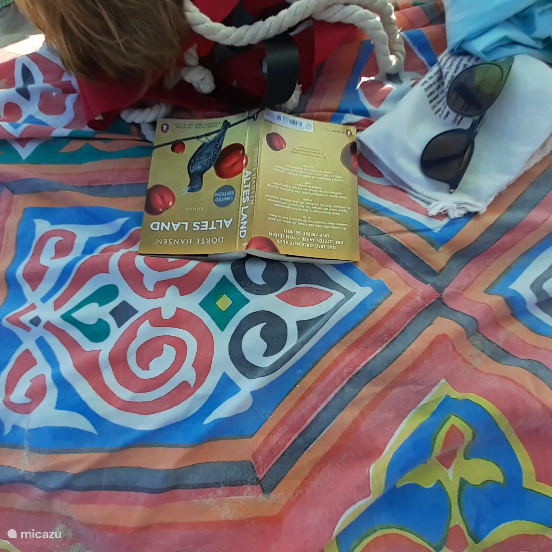 Genaus die Dinge die man benoetigt um ein paar Stunden auf einer Insel zu verbringen,nicht wahr?