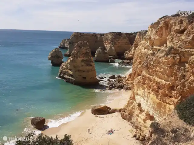 Maison du Théâtre | Portugal, Algarve, Tavira - maison de vacances Notre région est quelque chose de très spécial - ici la côte rocheuse près de Falesia.