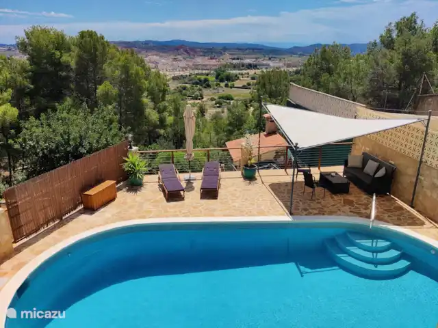 Location de Vacances Espagne, Valence, Monserrat, studio - Casa MuchoMas-Loft, Valence 25 min. Belle vue sur Montserrat