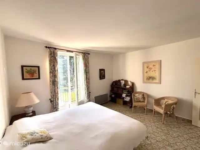 Villa Mirabel | France, Drôme, Mirabel-aux-Baronnies - villa Chambre 1 à l'étage avec balcon