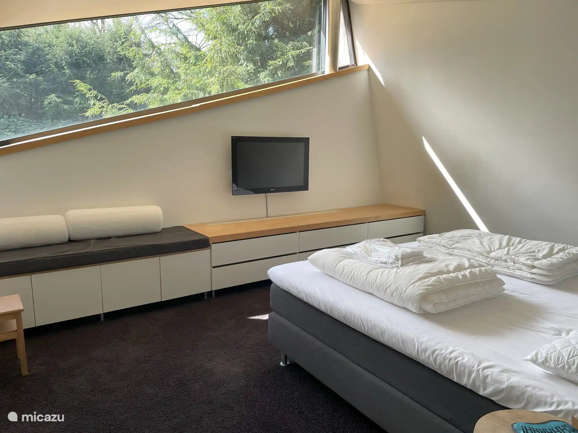 Villa Master bedroom