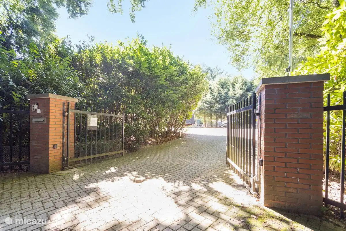 Ingang van Hora Homes locatie