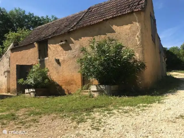 Le tilleul | France, Dordogne, Coux-et-Bigaroque - maison de vacances ancienne grange à pain avec jardin et piscine derrière