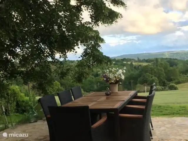 Le tilleul | France, Dordogne, Coux-et-Bigaroque - maison de vacances panorama depuis la terrasse
