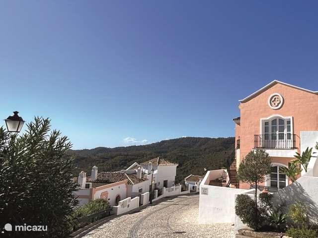 Holiday home in Spain, Costa del Sol, Marbella - bungalow Casa Rosado
