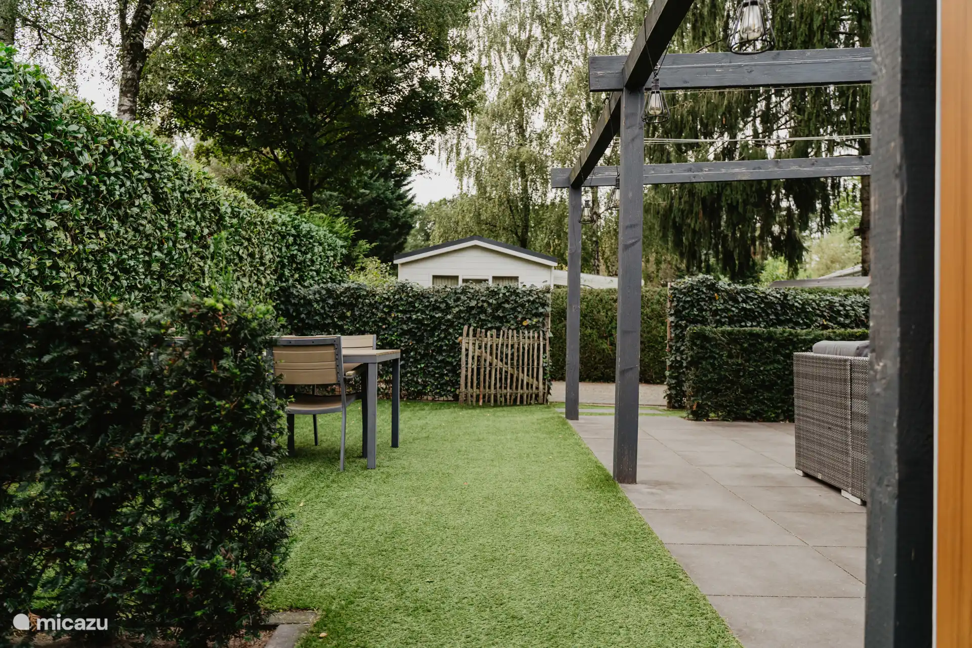 Le jardin offre beaucoup d’intimité.