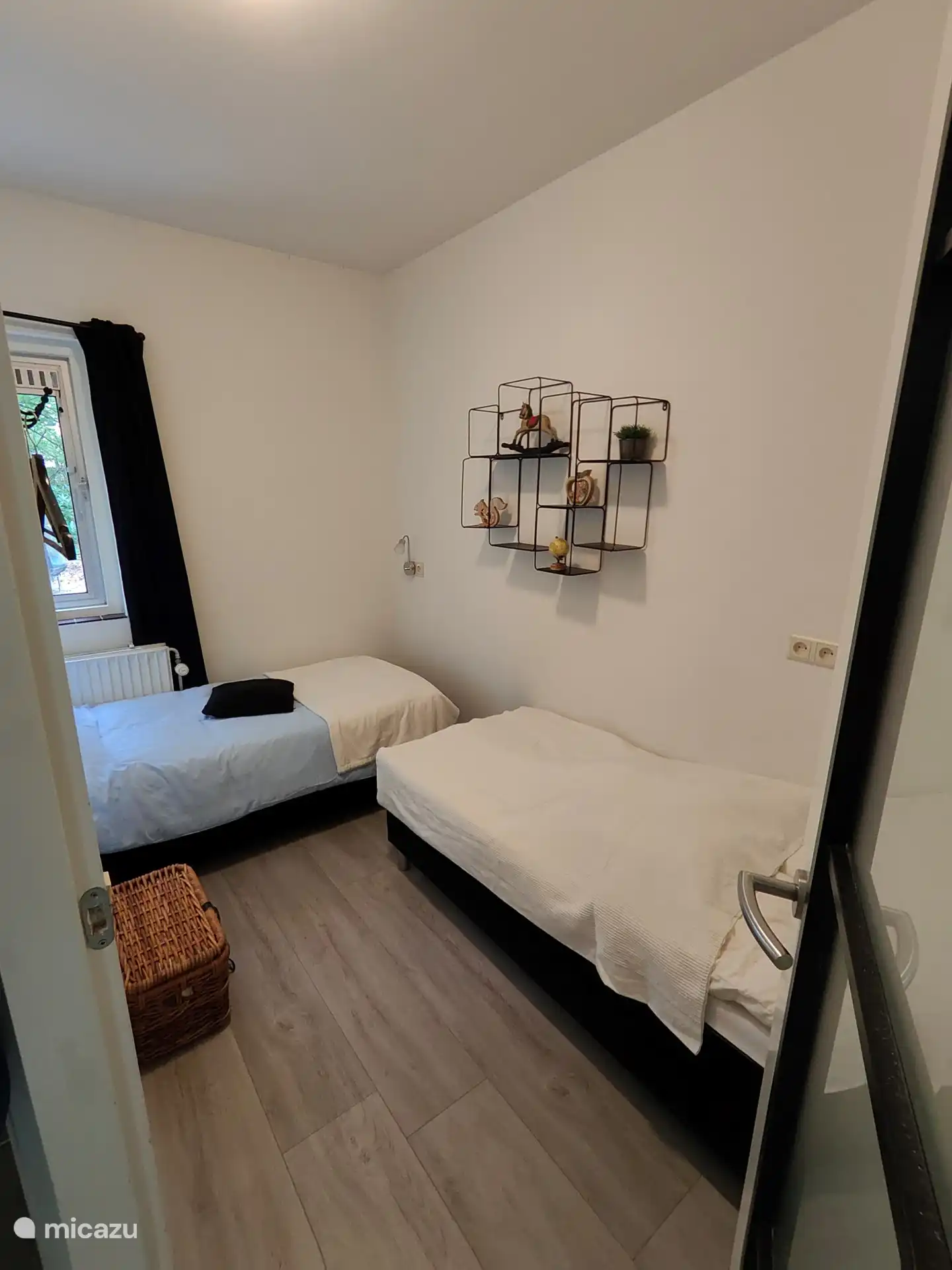 Schlafzimmer 3 - zwei Einzelbetten 80x200cm - Babbel