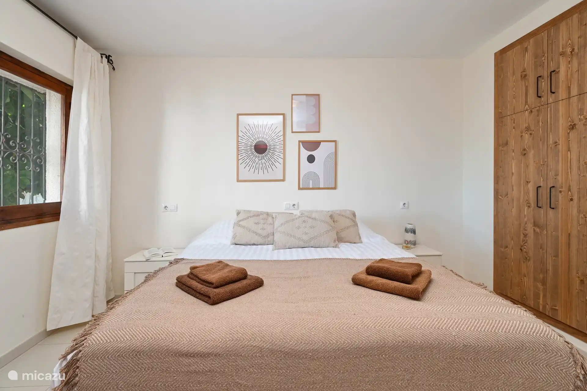 Ouderslaapkamer met badkamer ensuite