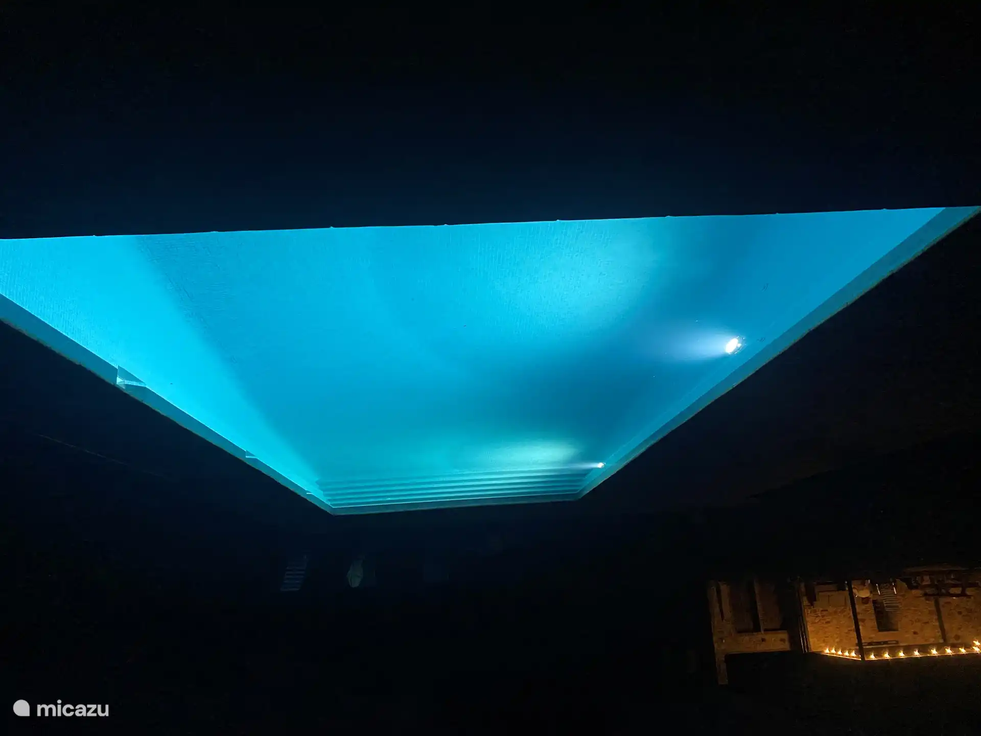 Piscine la nuit !