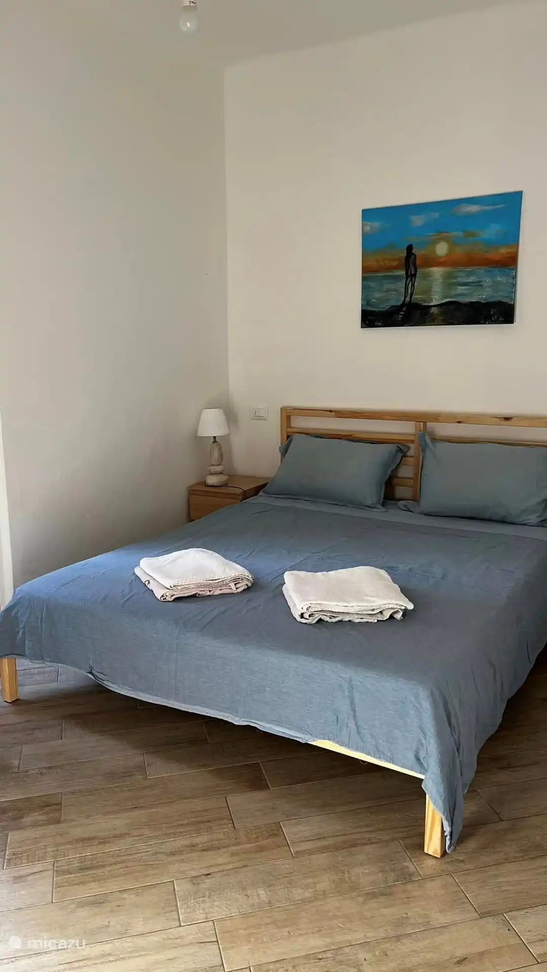 1,60 x 2 Meter großes Doppelbett