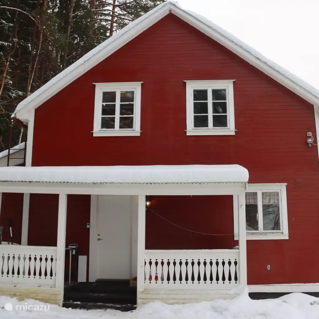 Vakantiehuis nabij Branäs