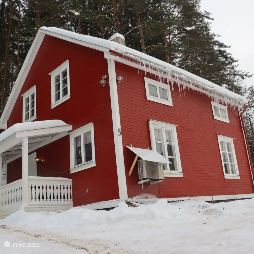 Vakantiehuis nabij Branäs