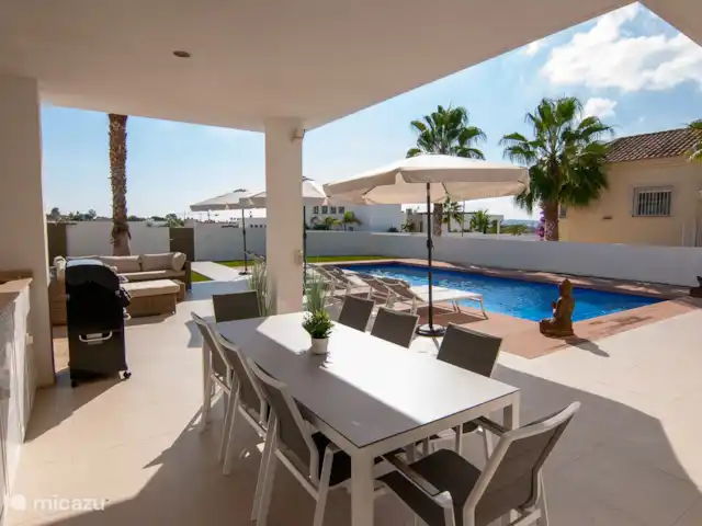 Villa de luxe Montserrat 8 pers. | Espagne, Costa Blanca, San Fulgencio La Marina - villa Cuisine extérieure avec réfrigérateur supplémentaire et barbecue à gaz