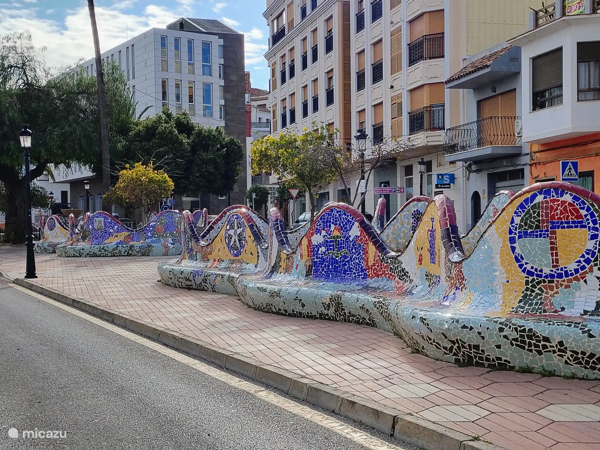 Schöne Plätze mit schönen Bänken