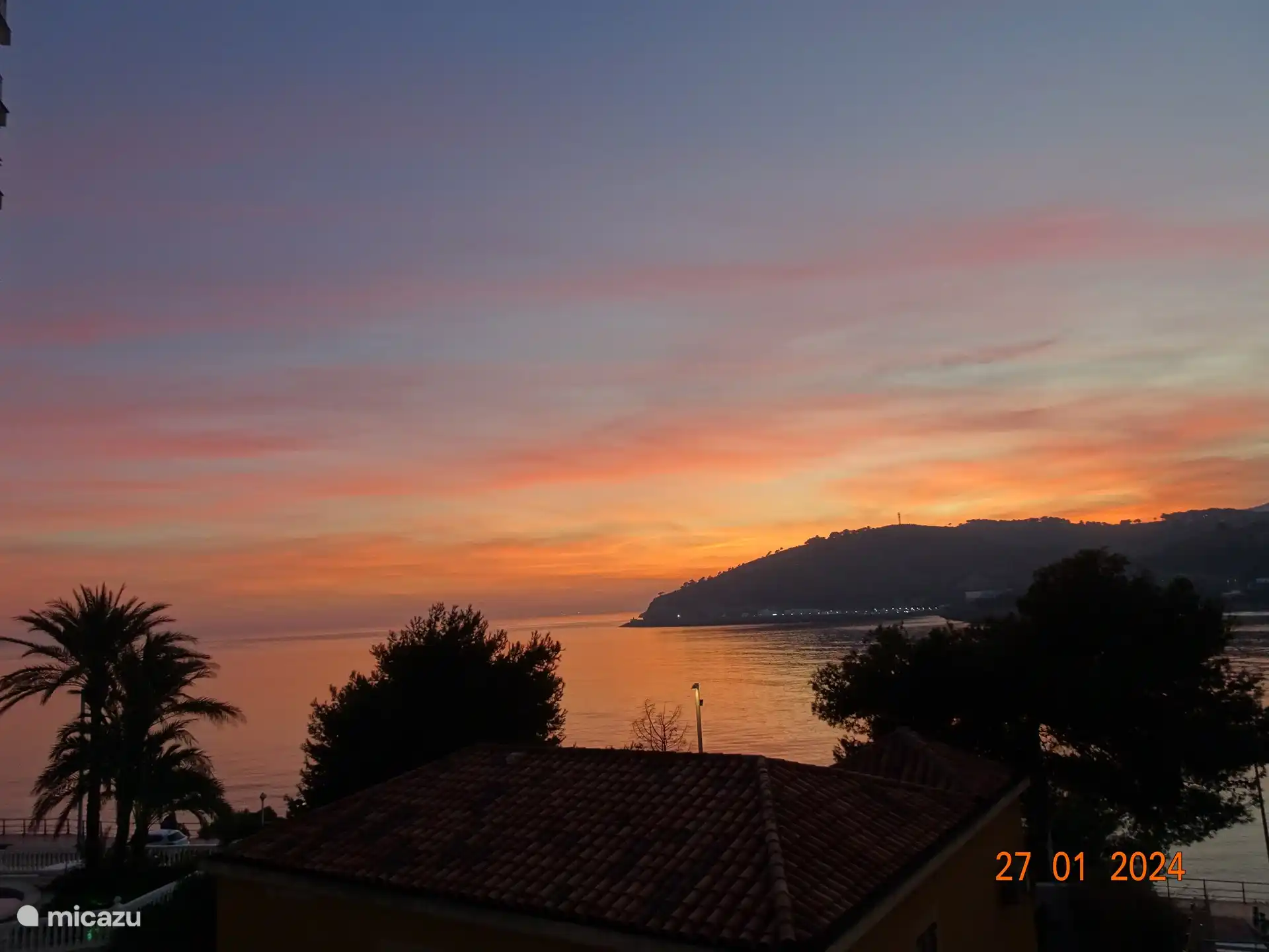 Einer der vielen wunderschönen Sonnenuntergänge. In Wirklichkeit ist es noch schöner als auf dem Foto!