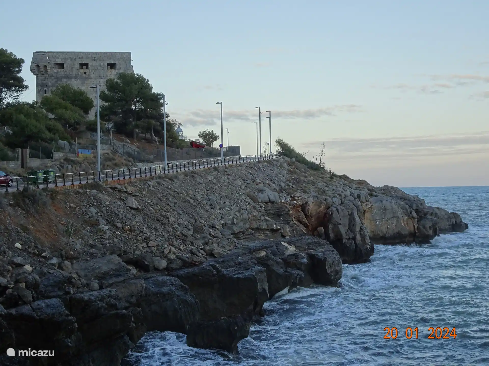 El Torre del Rey, eine der Sehenswürdigkeiten.
Dieser befindet sich um die Ecke auf 250 Metern.