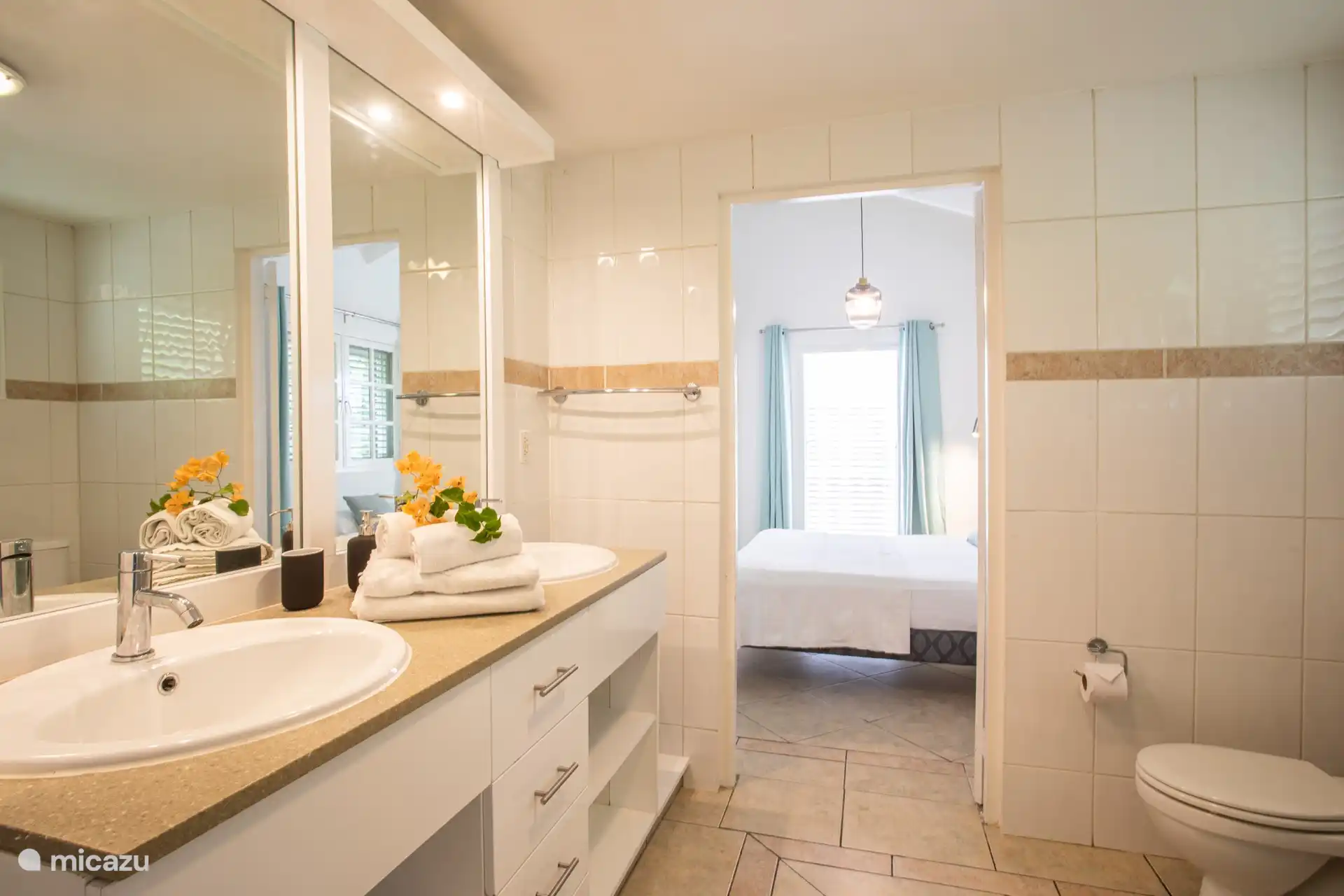 Gemeinsames Badezimmer der Schlafzimmer 2 und 3