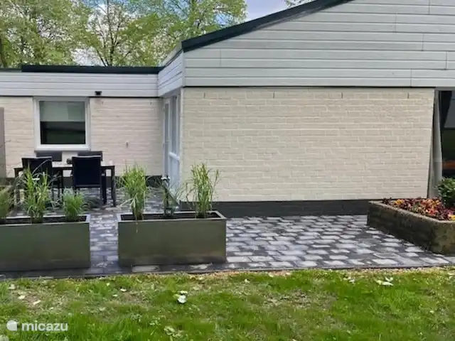 Holandés en Países Bajos, Limburgo, Simpelveld - bungaló Terraza