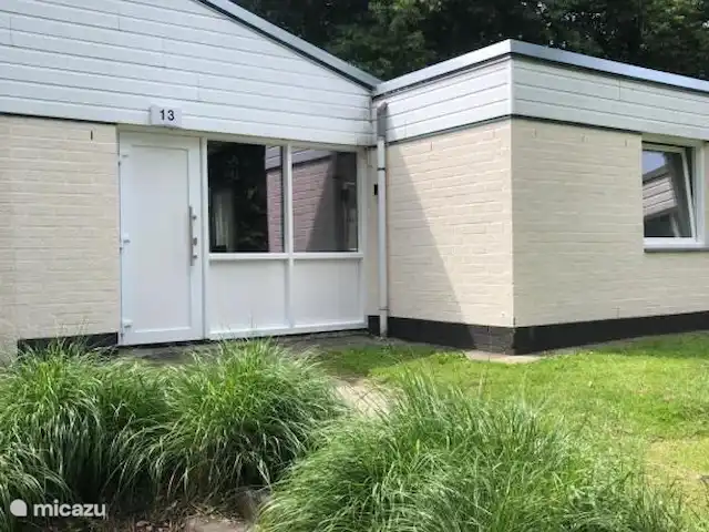 Holandés en Países Bajos, Limburgo, Simpelveld - bungaló Entrada bungalow 13
