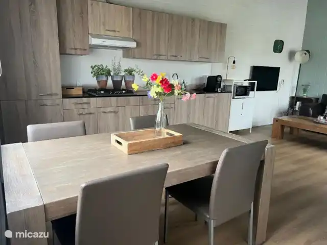 Holandés en Países Bajos, Limburgo, Simpelveld - bungaló cocina renovada marzo 2024