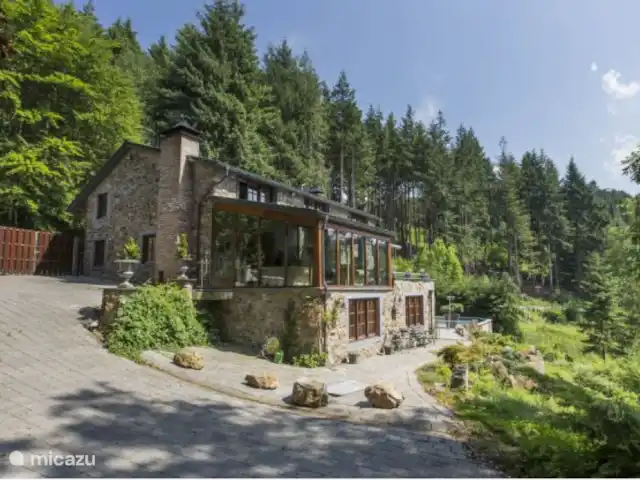La Forêt | Belgique, Ardennes, Stoumont - villa Arrière de la maison, construite en terrasse