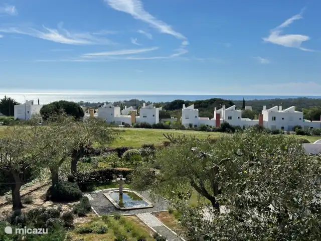 appartement huren in Portugal, Algarve, Porches – Holiday Apartment Senhora da Rocha Zuidzicht Dakterras