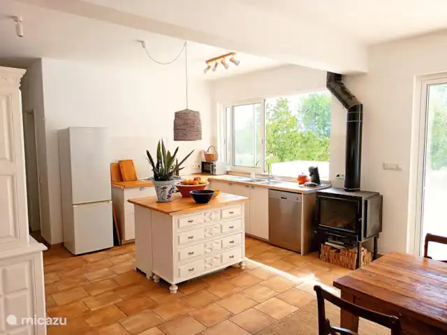 Wandelen, Portugal, Algarve, Quelfes, villa Vila Fonte Feliz De keuken: van alle gemakken voorzien