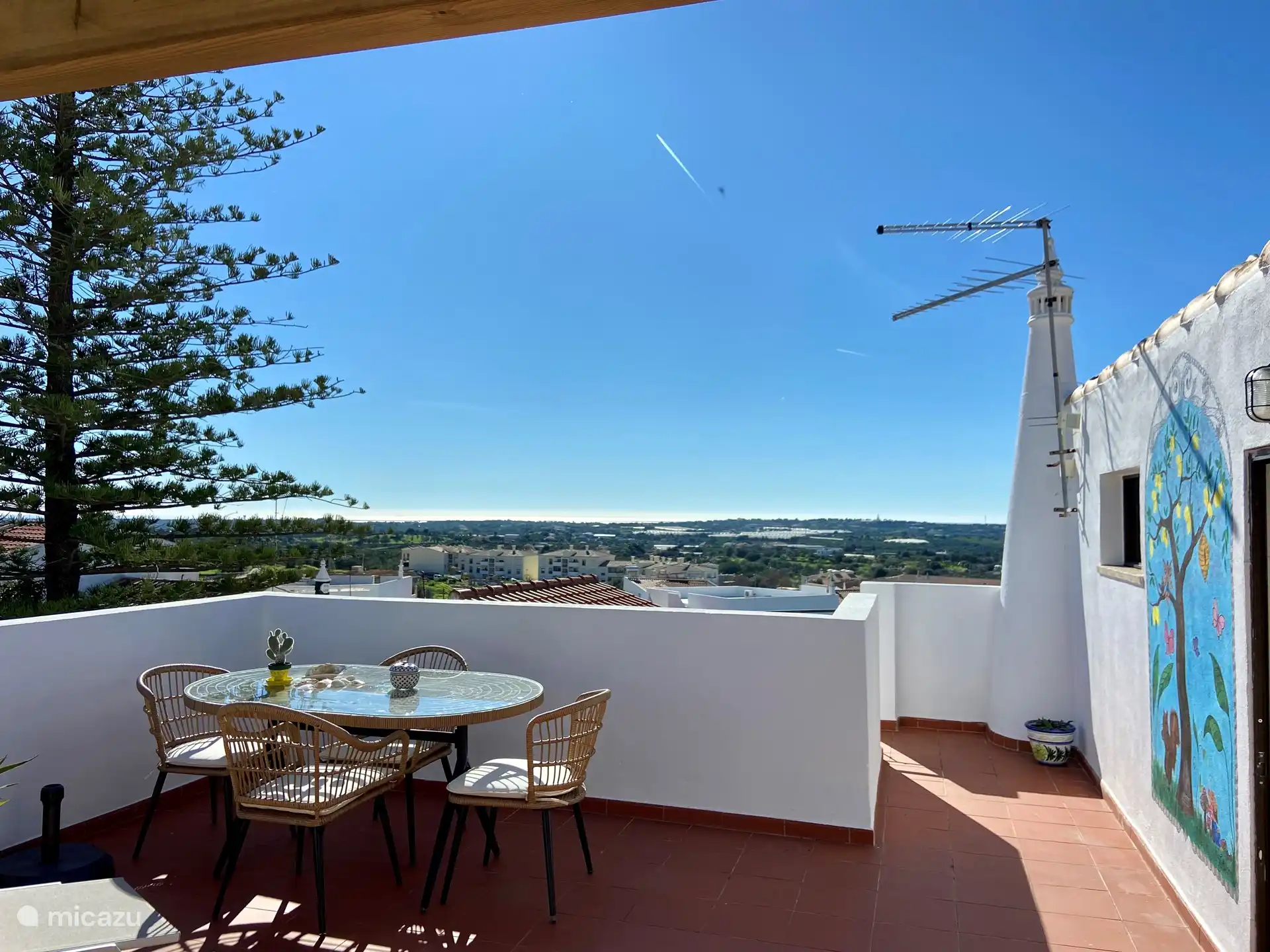 View of the eastern Algarve with the sea in the distance!