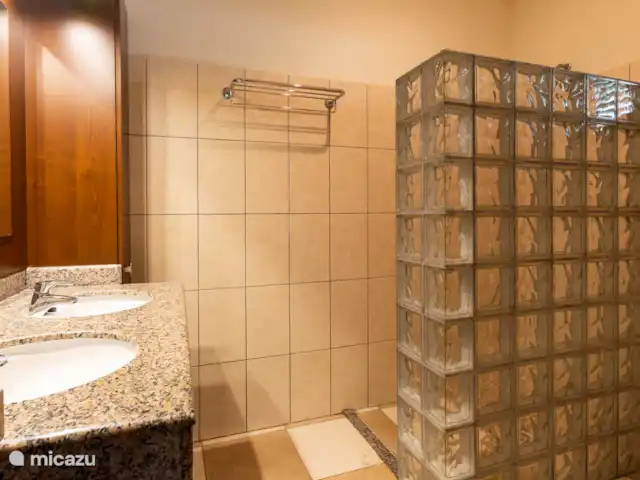 Villa Blue Bay avec vue sur le golf | Curaçao, Curaçao-Centre, Blue Bay - villa Première salle de bain