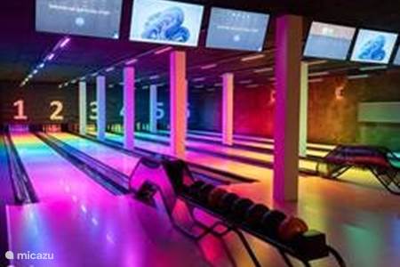 Bowling alleys for rent
