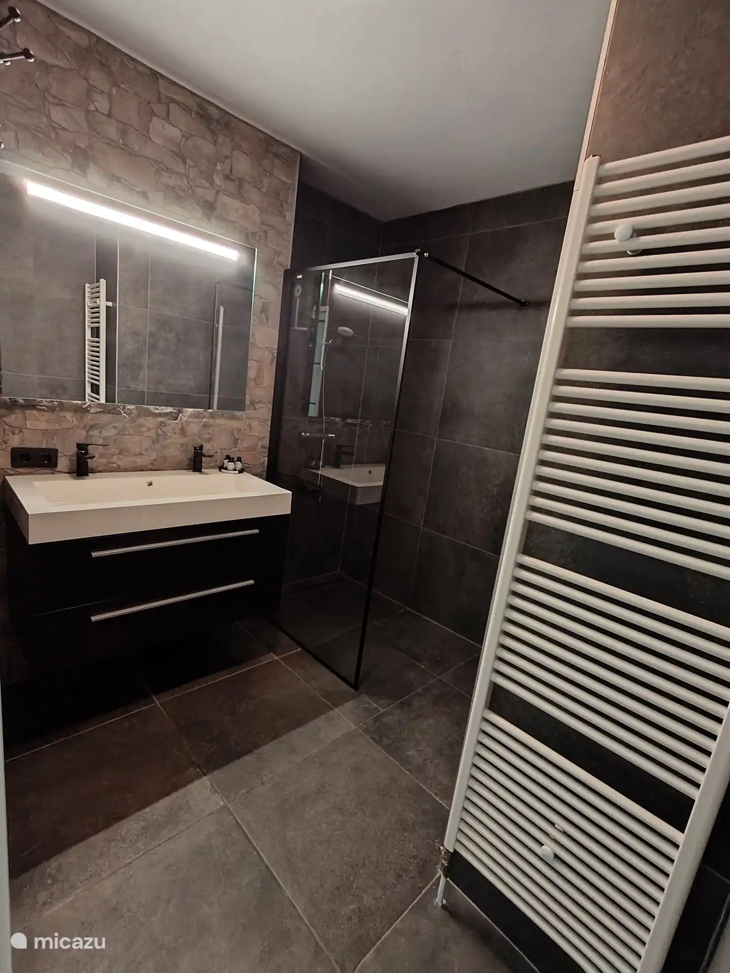 Badezimmer - Knabbern